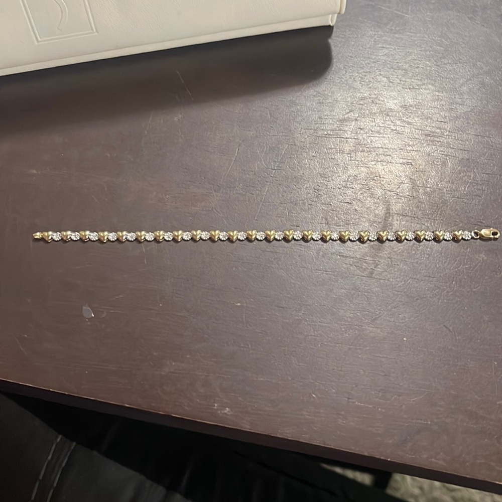 Bracelet